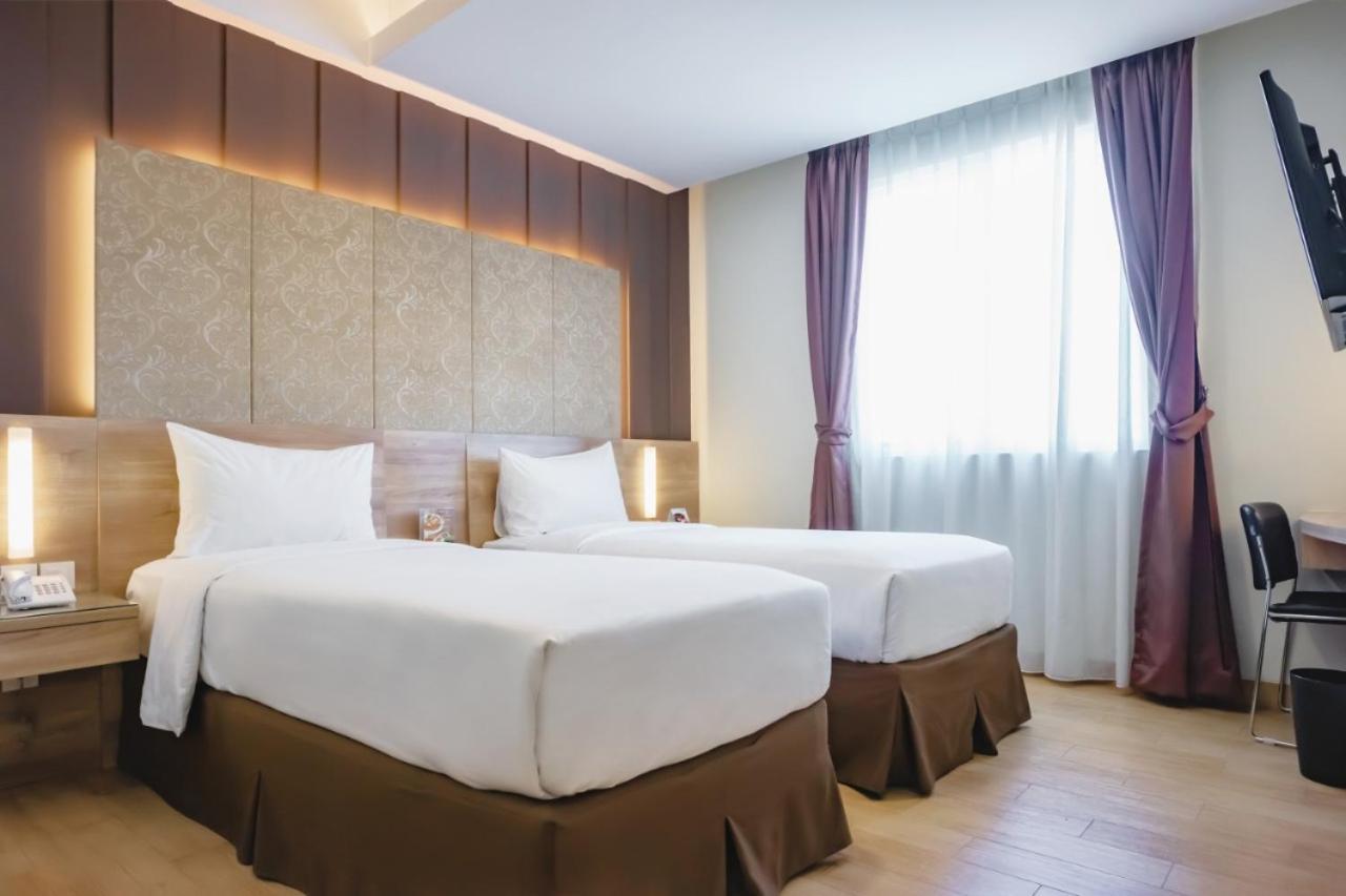 Grand G7 Hotel Kemayoran Jakarta Luaran gambar